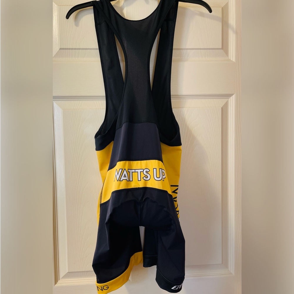 Performance Cycling Shorts (Bib
or Waistband) Size L